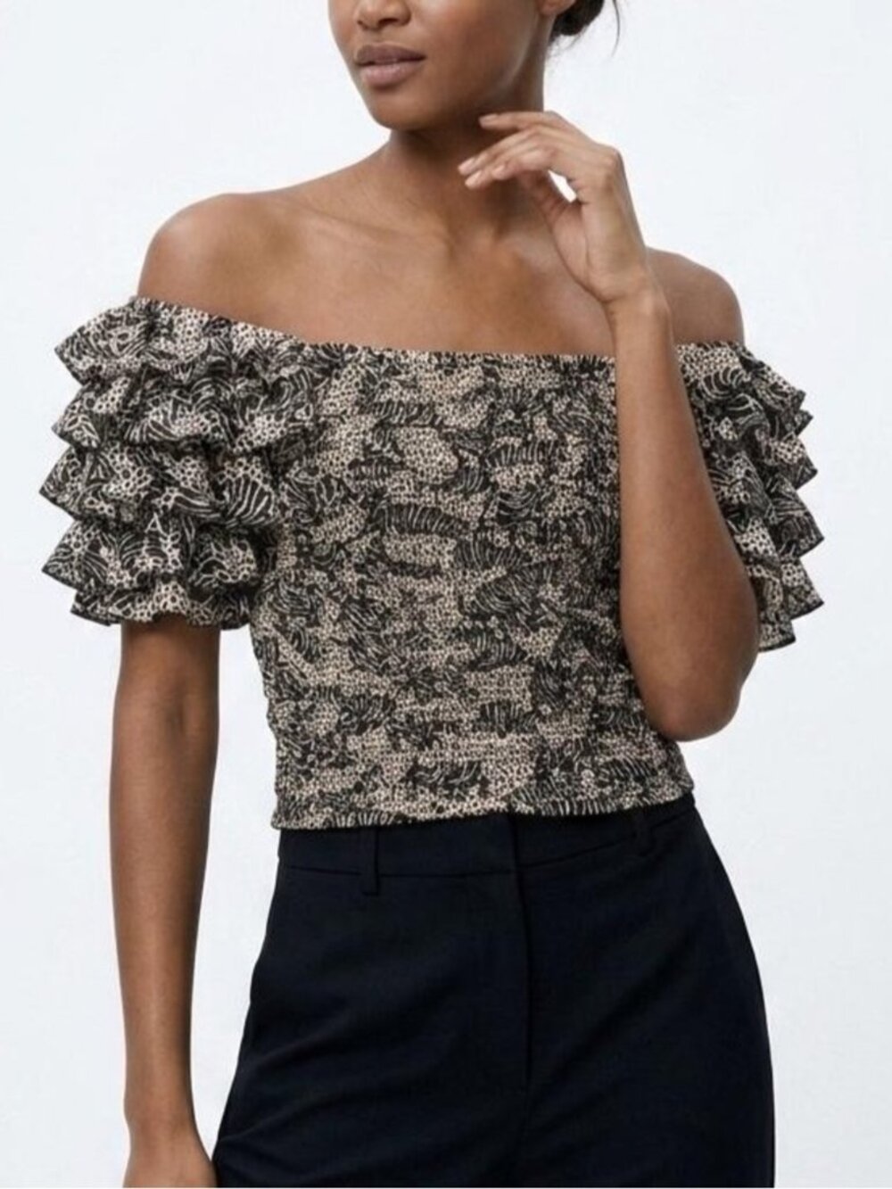 Zara Black & Cream Smocked Ruffled Square Neck Crop Blouse party work Office 151